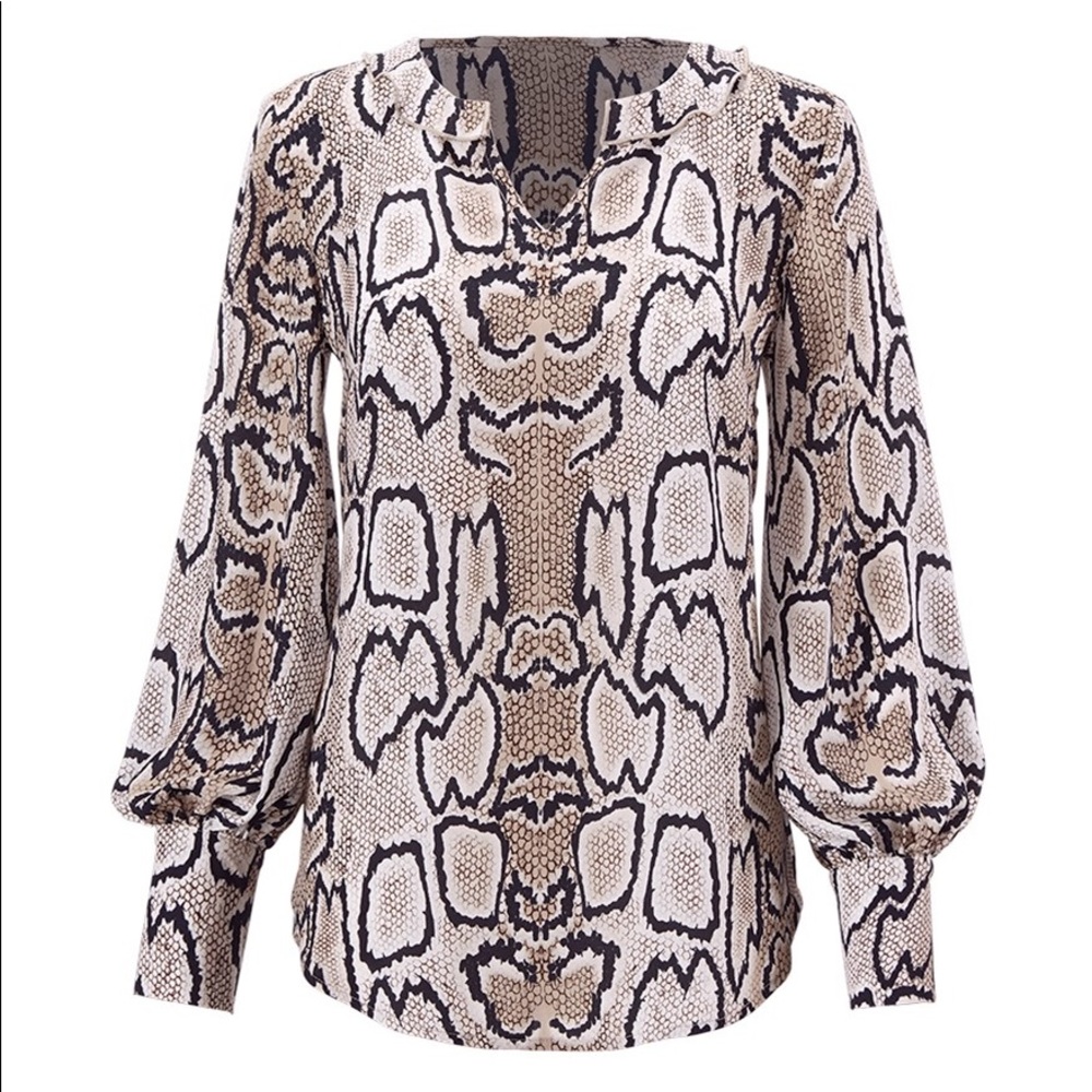 XS Cabi Serpentine Blouse